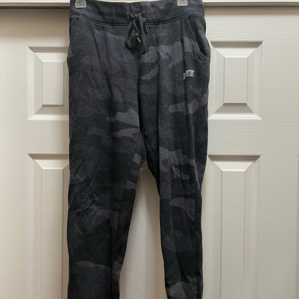 4 Pairs of Womens PINK Leggings and Joggers